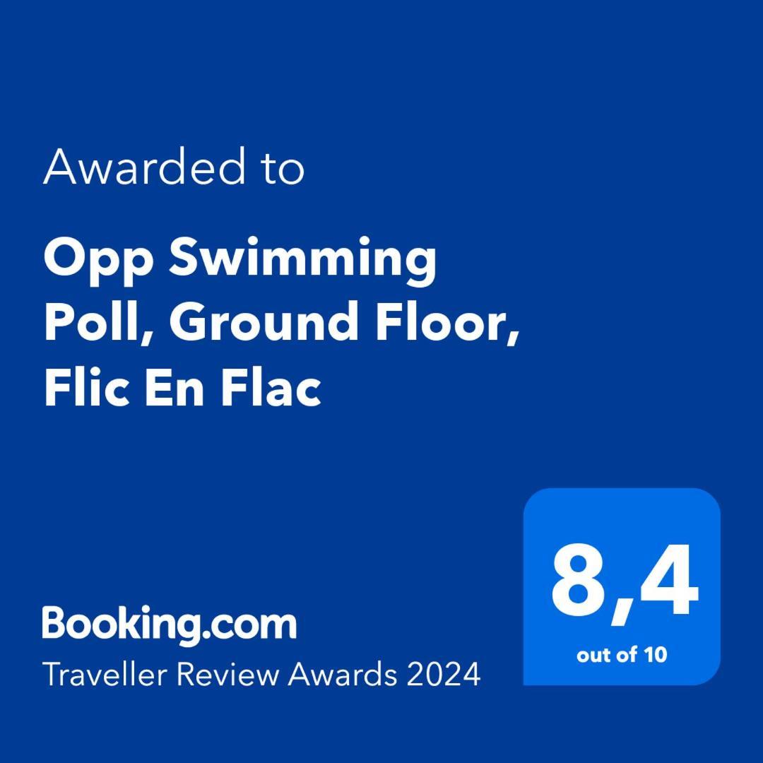 Opp Swimming Poll, Ground Floor, Flic-en-Flacq Buitenkant foto